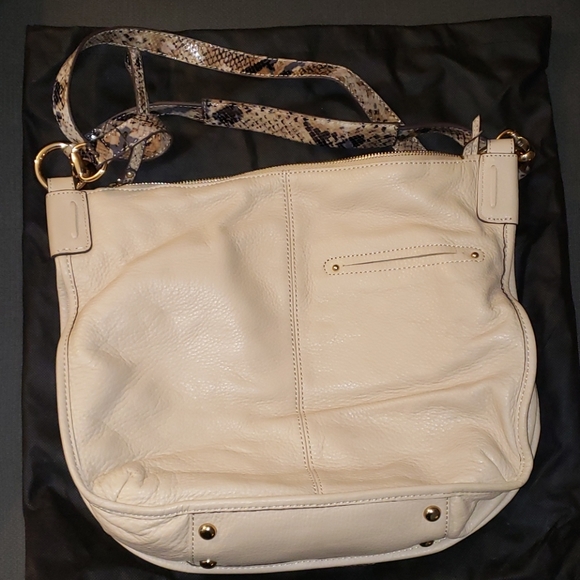 B Makowsky Soft Leather Cream and Snake Print - Picture 6 of 8